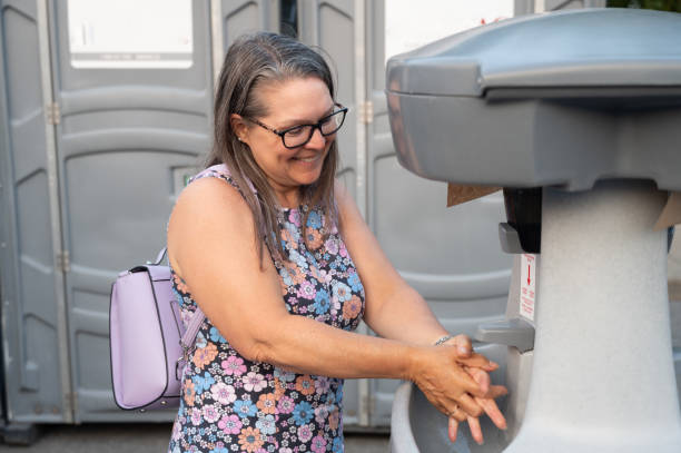Best Affordable porta potty rental  in Bladenboro, NC