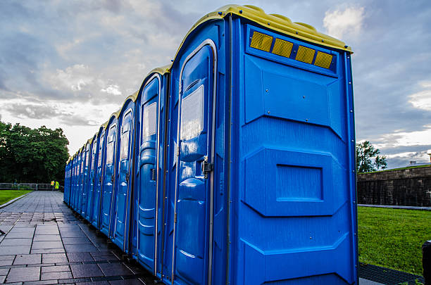 Best Portable toilet rental cost  in Bladenboro, NC